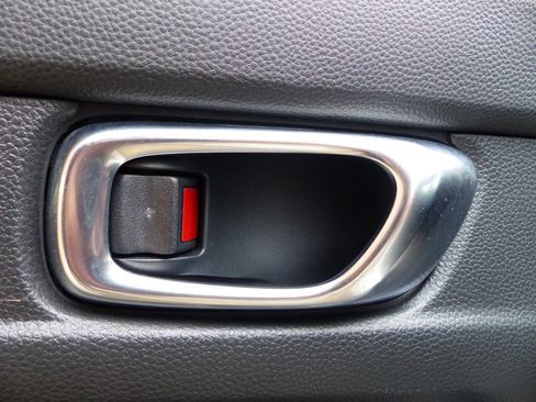 Used 2025 Honda Civic Sport image 19