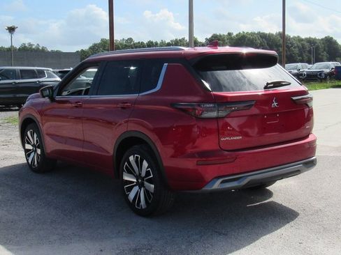 New 2025 Mitsubishi Outlander SEL image 5