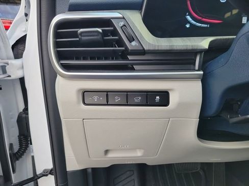 Used 2025 Kia Telluride EX image 14
