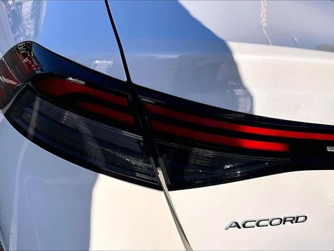 Used 2023 Honda Accord EX image 28