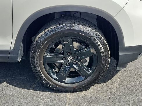 Certified 2023 Honda Ridgeline Black Edition image 8