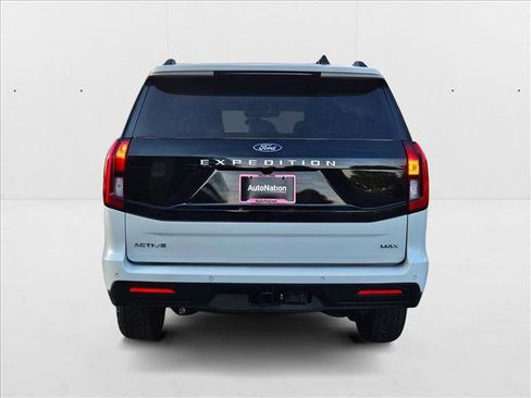 New 2025 Ford Expedition Max Active image 8