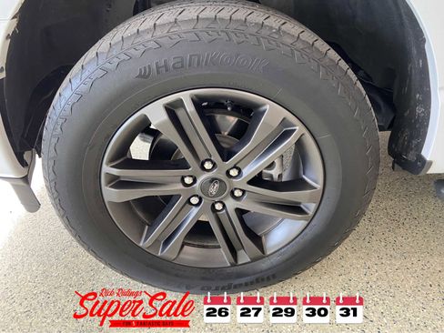 Used 2022 Ford F150 XLT w/ Equipment Group 302A High image 13