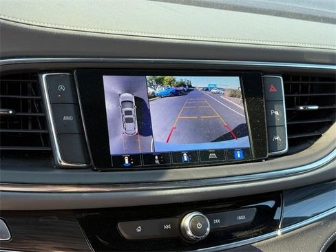 Used 2024 Buick Enclave Premium image 22