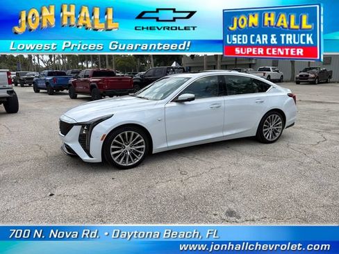 Used 2026 Cadillac CT5 Premium Luxury RWD image 2
