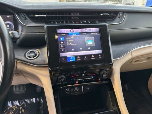 Used 2021 Jeep Grand Cherokee L Limited image 26