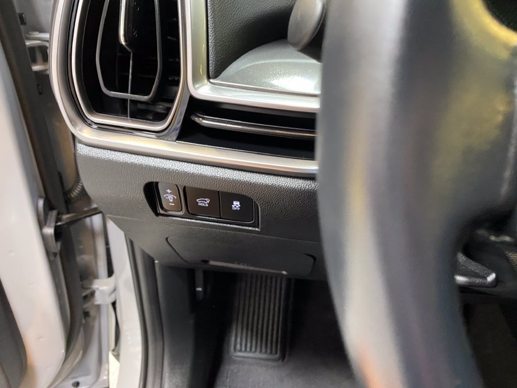 Used 2025 Kia Sorento EX w/ Panoramic Sunroof Package FWD image 36