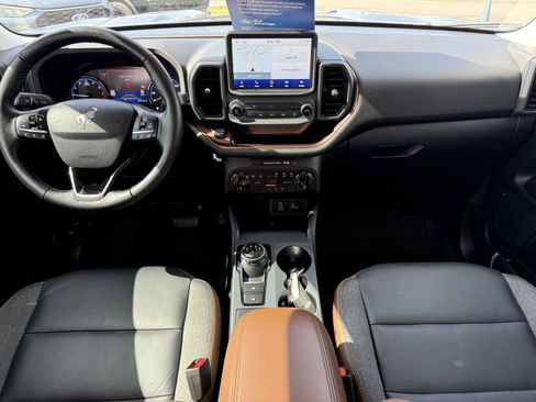Certified 2023 Ford Bronco Sport Outer Banks w/ Tech Package AWD/4WD image 17