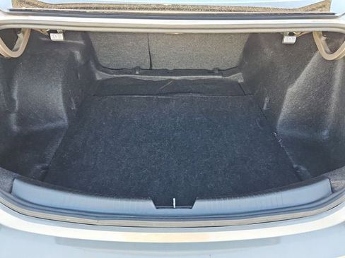 Used 2023 Chevrolet Malibu LT image 34