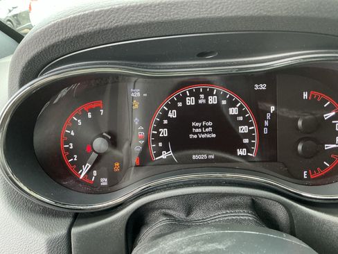 Used 2019 Dodge Durango R/T w/ Technology Group AWD/4WD image 20