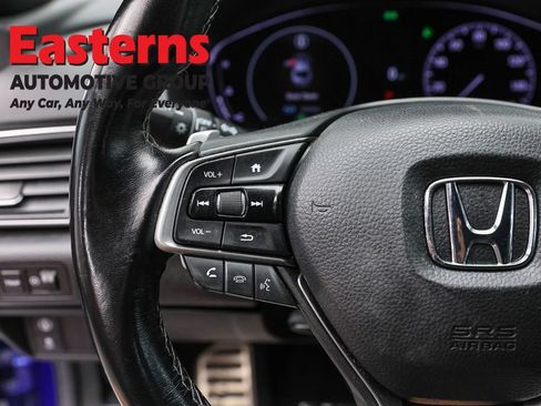 Used 2022 Honda Accord Sport image 15