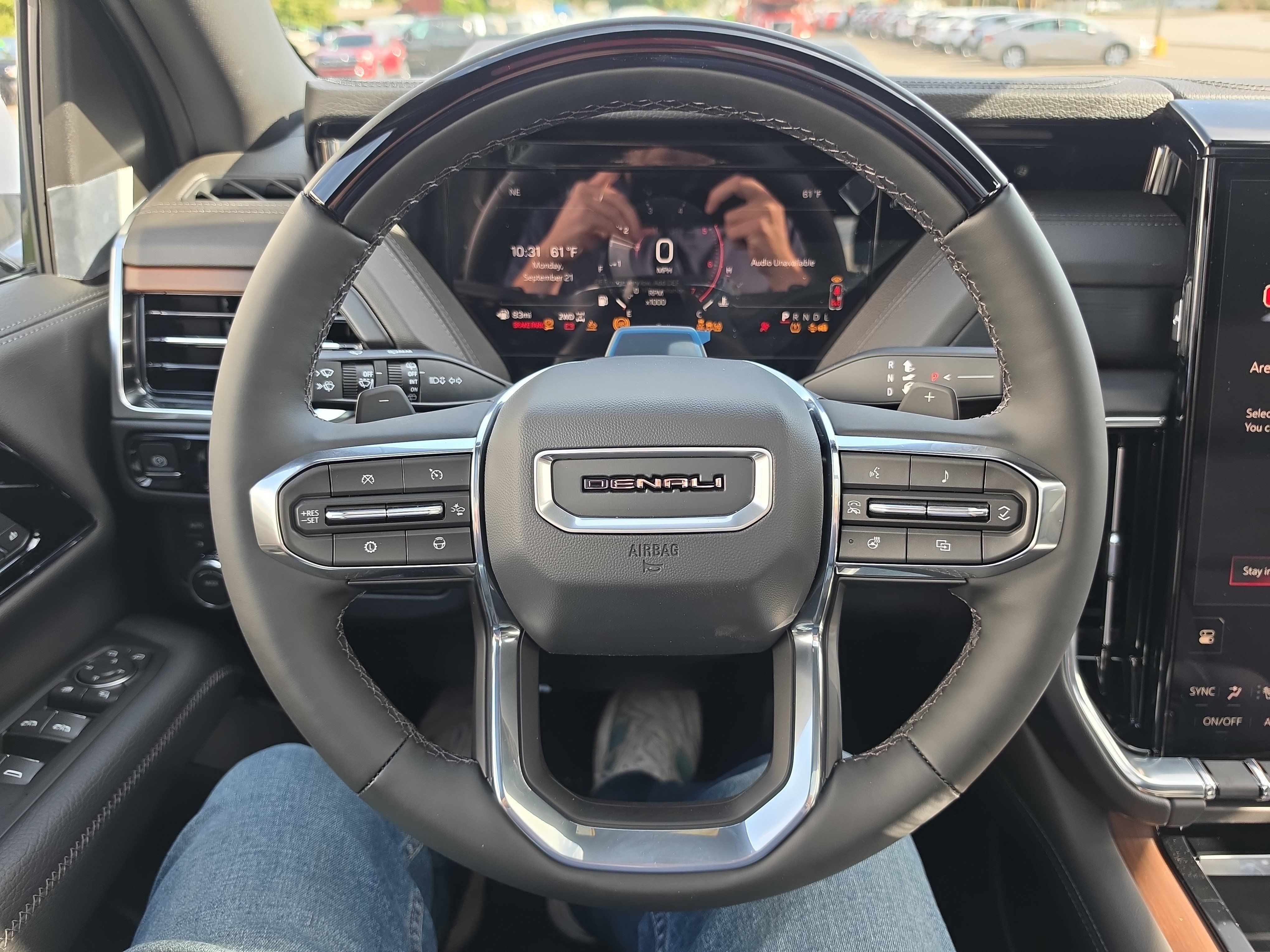 New 2026 GMC Yukon Denali w/ Advanced Technology Package AWD/4WD image 23