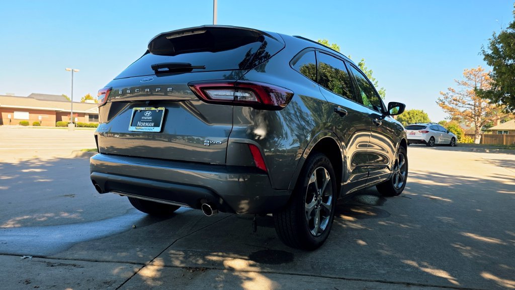 Used 2024 Ford Escape ST-Line AWD/4WD image 10
