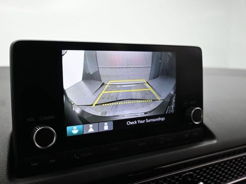 Used 2023 Honda Civic Sport image 12