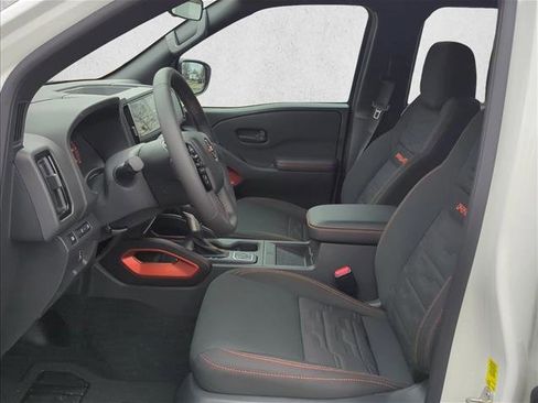 New 2026 Nissan Frontier PRO-4X w/ Pro-4x Convenience Package image 14