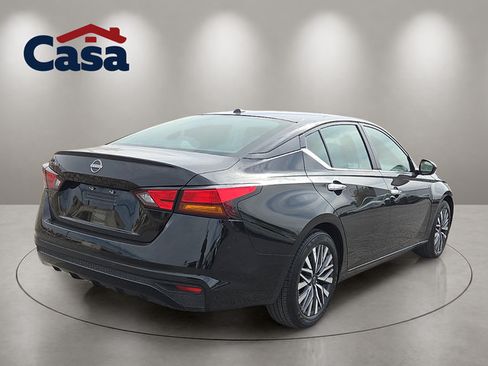 Used 2025 Nissan Altima 2.5 SV FWD image 5