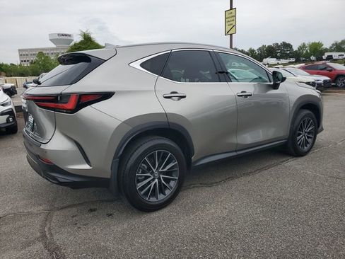 Used 2024 Lexus NX 250 FWD w/ Towing Package (2000 Lbs) image 6