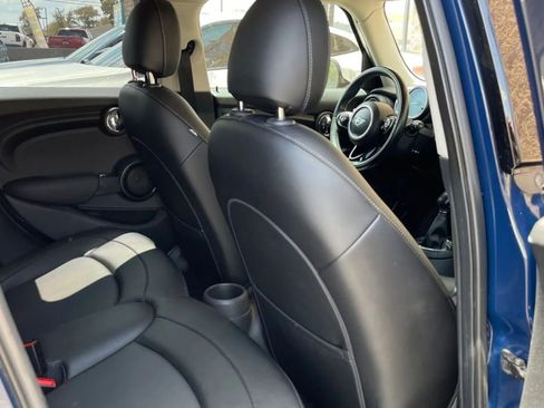 Used 2015 MINI Cooper 4-Door Hardtop image 43