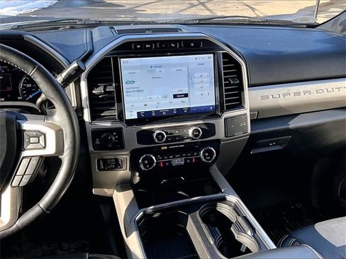 Used 2022 Ford F250 Lariat w/ Tremor Off-Road Package image 6