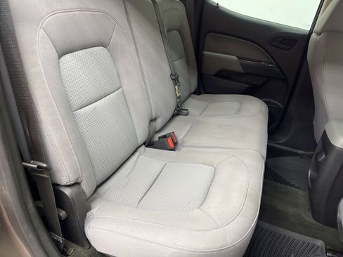 Used 2016 Chevrolet Colorado W/T w/ WT Convenience Package RWD image 16