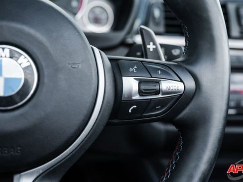 Used 2015 BMW M4 Convertible image 66