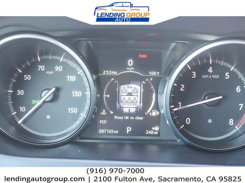 Used 2017 Land Rover Discovery Sport SE image 21