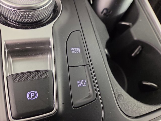 Certified 2026 Kia Carnival LXS FWD image 27