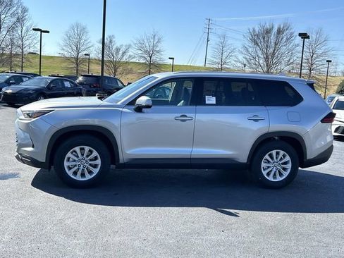 New 2026 Toyota Grand Highlander XLE image 7