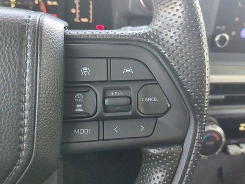 Used 2024 Toyota Tacoma SR image 23