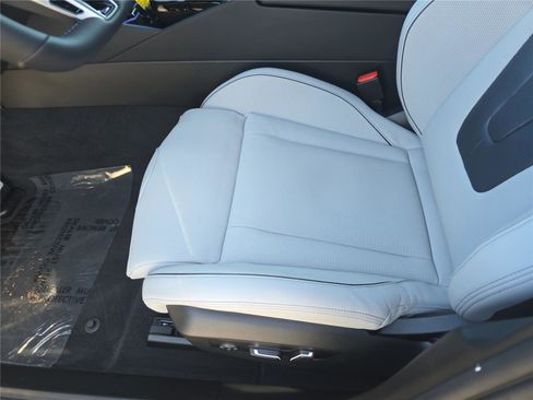 Used 2026 BMW M5 Touring image 15