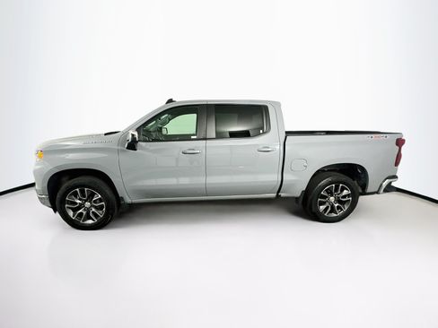 Used 2024 Chevrolet Silverado 1500 LT AWD/4WD image 4
