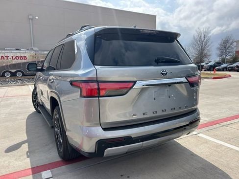 Used 2023 Toyota Sequoia Limited image 6