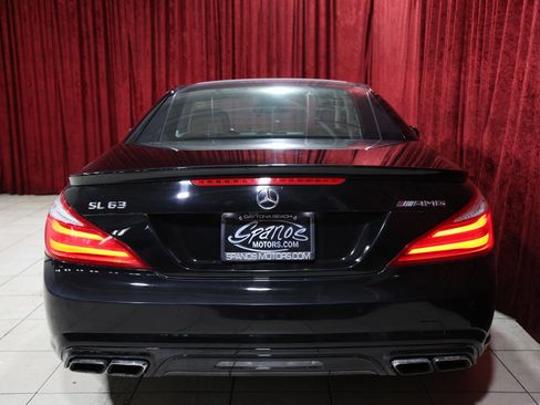 Used 2016 Mercedes-Benz SL 63 AMG image 12