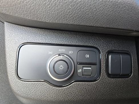 Used 2022 Mercedes-Benz Sprinter 2500 image 20
