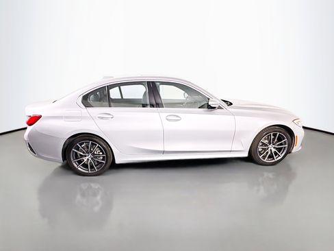 Used 2019 BMW 330i Sedan w/ Convenience Package RWD image 11