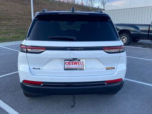 New 2025 Jeep Grand Cherokee Limited image 6