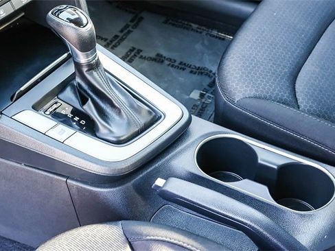 Used 2018 Hyundai Elantra SEL image 22