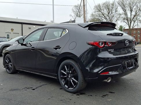 New 2026 MAZDA MAZDA3 Hatchback w/Premium Plus Pkg AWD/4WD image 4