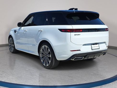 New 2026 Land Rover Range Rover Sport Dynamic SE AWD/4WD image 7