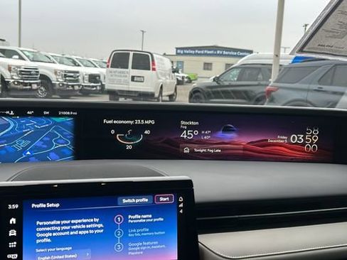 Used 2024 Lincoln Nautilus Reserve image 20