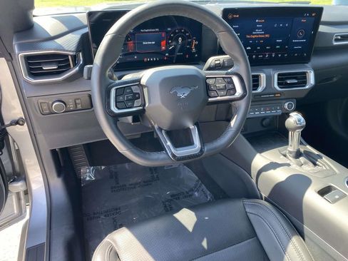 Used 2026 Ford Mustang Premium RWD image 10