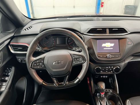 Used 2023 Chevrolet TrailBlazer RS image 11