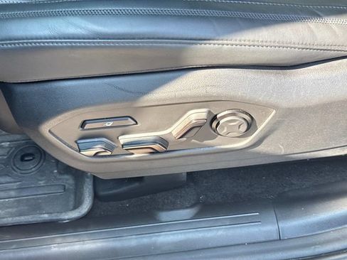 Used 2025 Hyundai Santa Fe Calligraphy AWD/4WD image 31