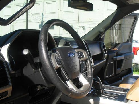 Used 2019 Ford F150 Lariat AWD/4WD image 31