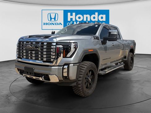 Used 2025 GMC Sierra 2500 Denali w/ Denali Reserve Package AWD/4WD image 1