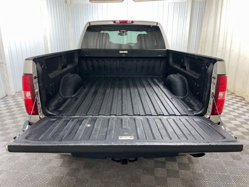 Used 2009 Chevrolet Silverado 2500 LT w/ Exterior Plus Package image 39