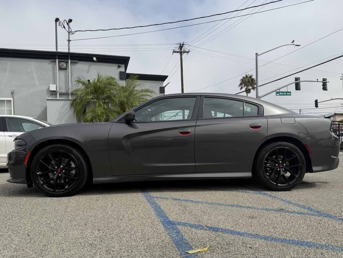 Used 2022 Dodge Charger GT RWD image 2