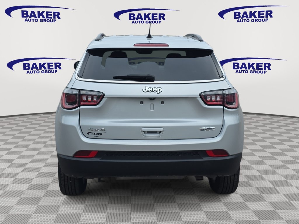 Used 2024 Jeep Compass Latitude AWD/4WD image 4