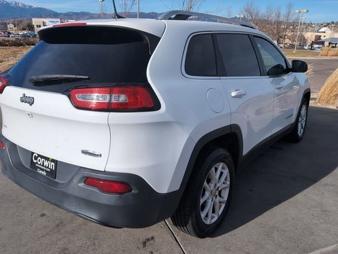 Used 2016 Jeep Cherokee Latitude image 7