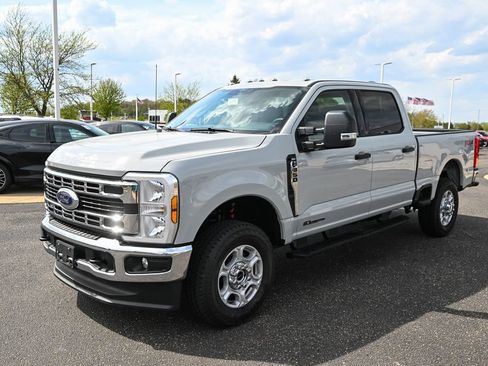 New 2026 Ford F350 XLT AWD/4WD image 9